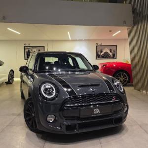 2019 Mini Cooper S 4-doors 